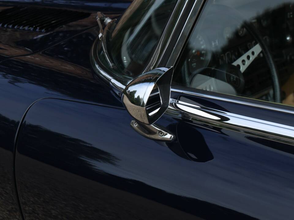 Bild 37/50 von Jaguar E-Type V12 (1973)