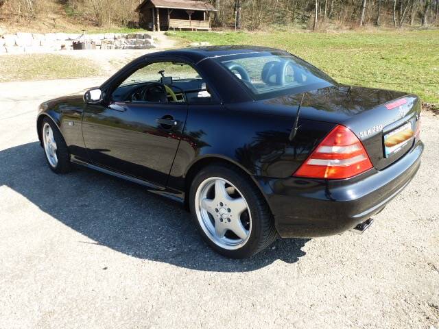 Image 19/53 of Mercedes-Benz SLK 230 Kompressor (1999)