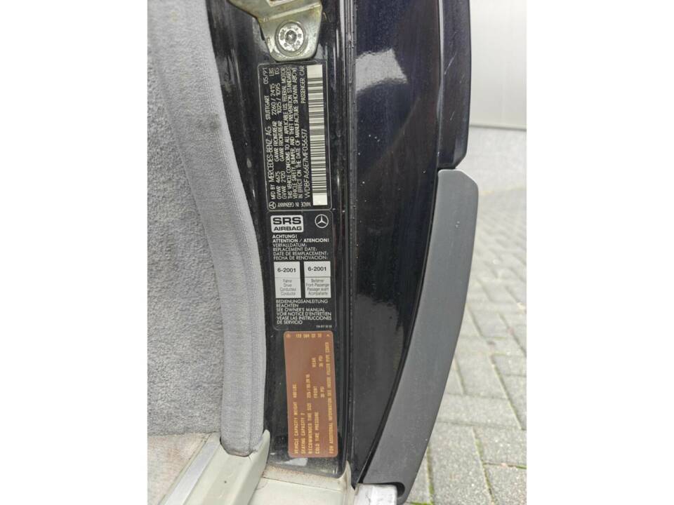 Image 42/50 de Mercedes-Benz 500 SL (1991)
