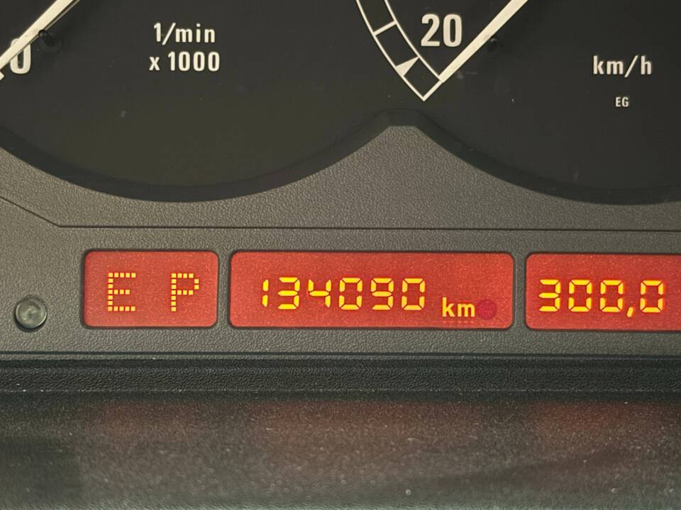 Bild 6/18 von BMW 850i (1990)