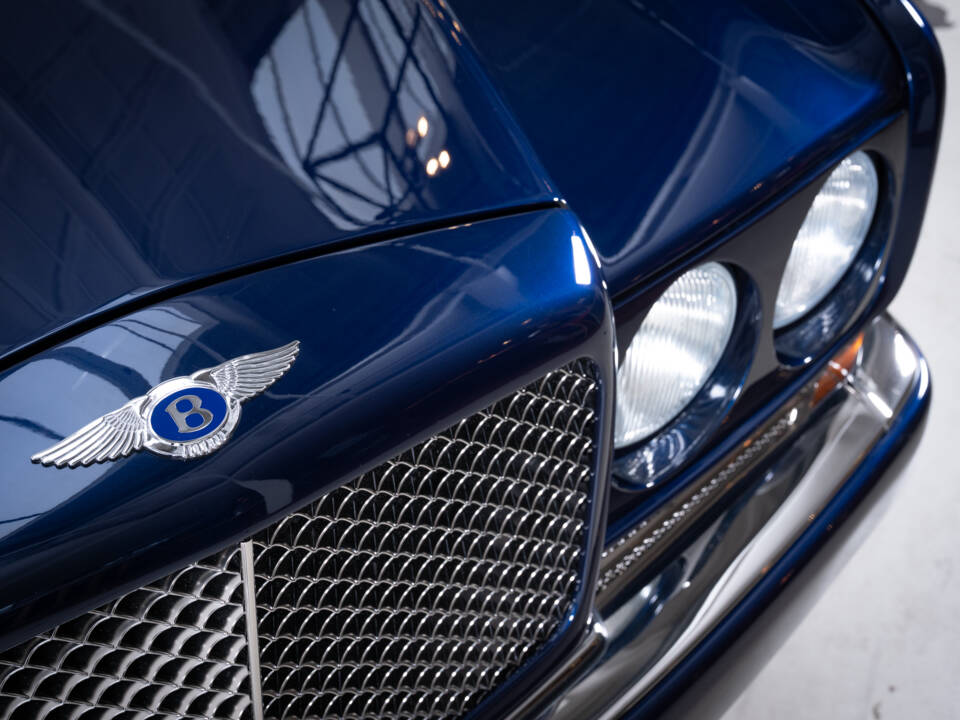 Afbeelding 23/31 van Bentley Azure (1999)