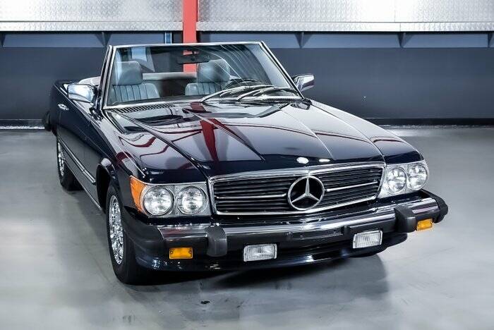 Immagine 3/7 di Mercedes-Benz 380 SL (1982)