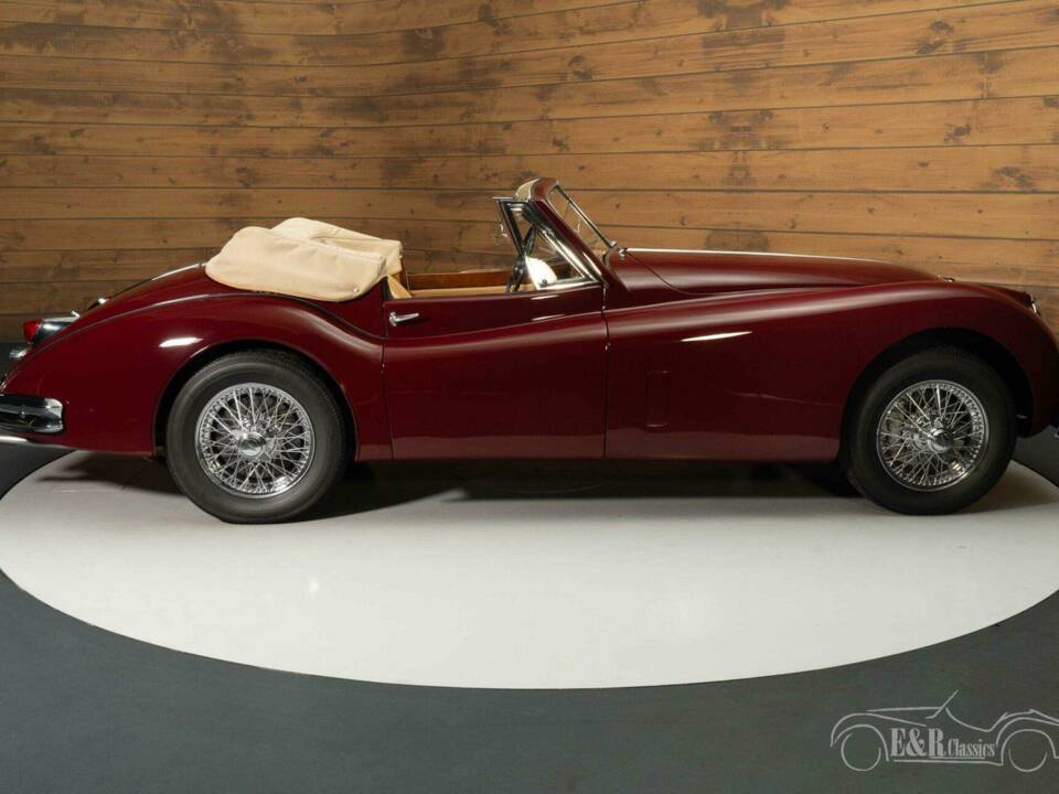 Image 5/19 de Jaguar XK 140 SE DHC (1956)