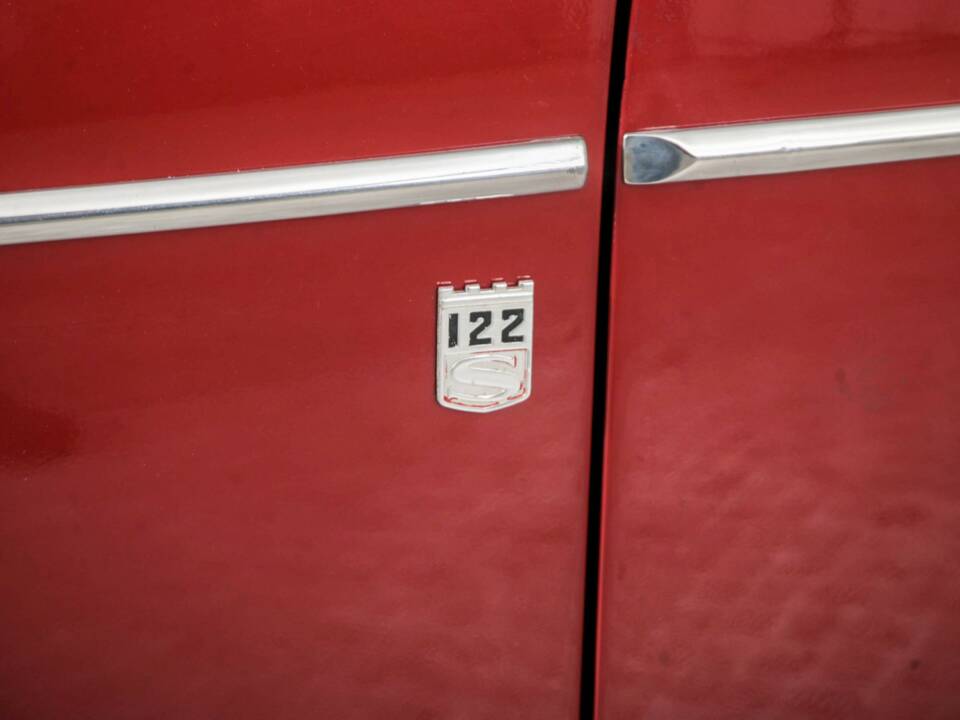 Image 30/50 of Volvo P 123 GT (1968)