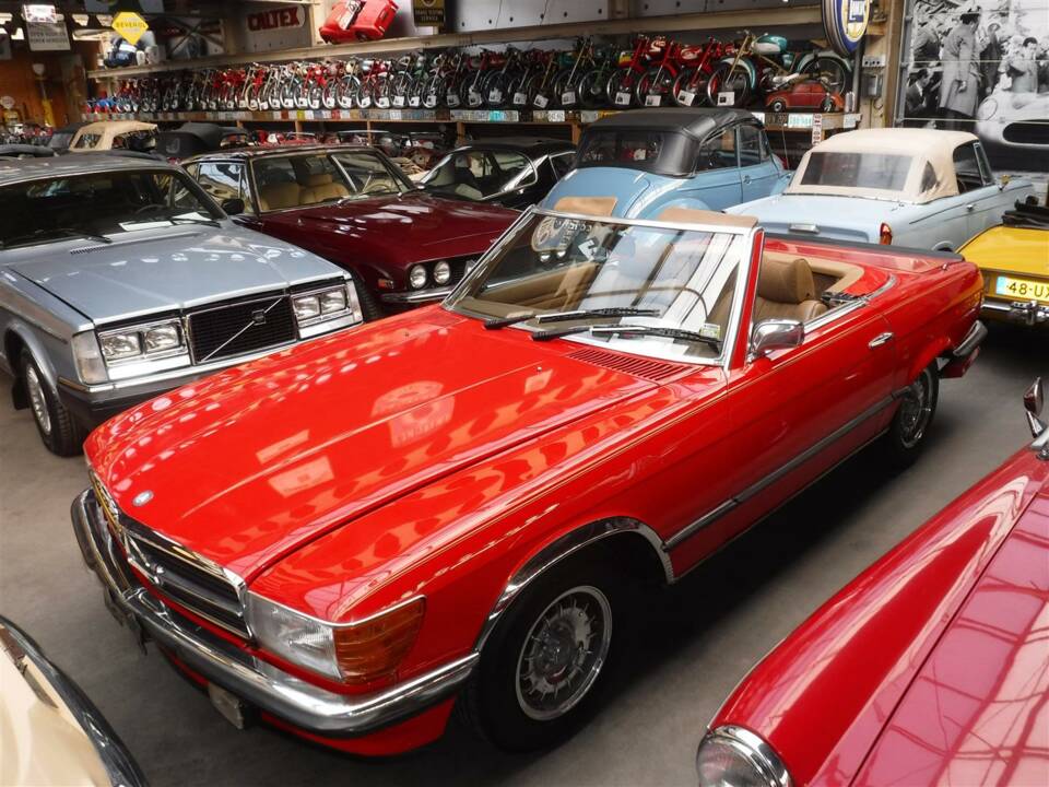 Bild 3/37 von Mercedes-Benz 350 SL (1974)