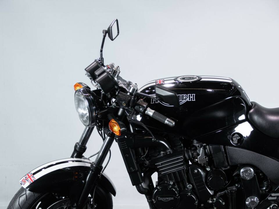 Bild 25/50 von Triumph Speed Triple (1995)