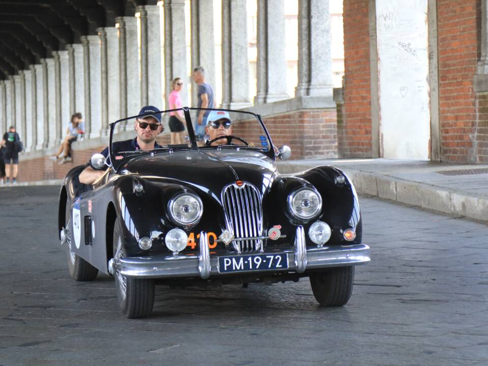 Bild 4/18 von Jaguar XK 140 OTS (1957)