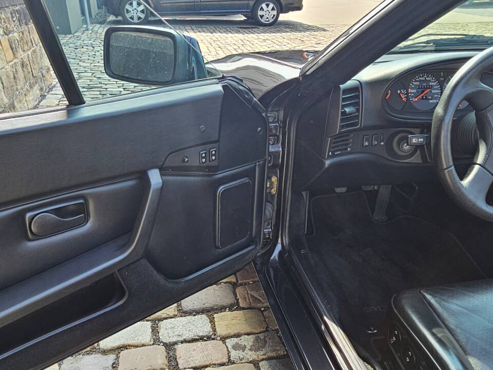 Bild 15/27 von Porsche 944 Turbo (1991)
