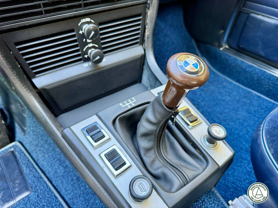 Bild 32/60 von BMW 3.0 CSi (1975)