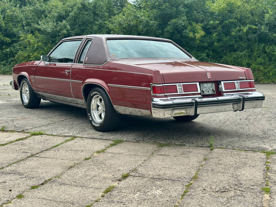Bild 7/20 von Oldsmobile Delta 88 Royale (1978)