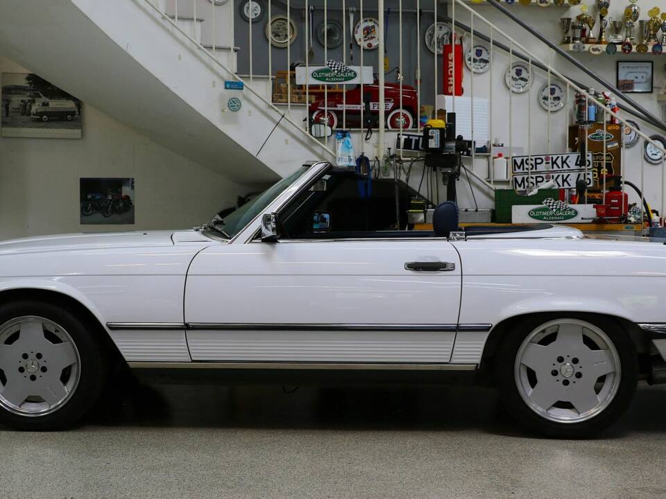 Afbeelding 4/14 van Mercedes-Benz 300 SL (1987)