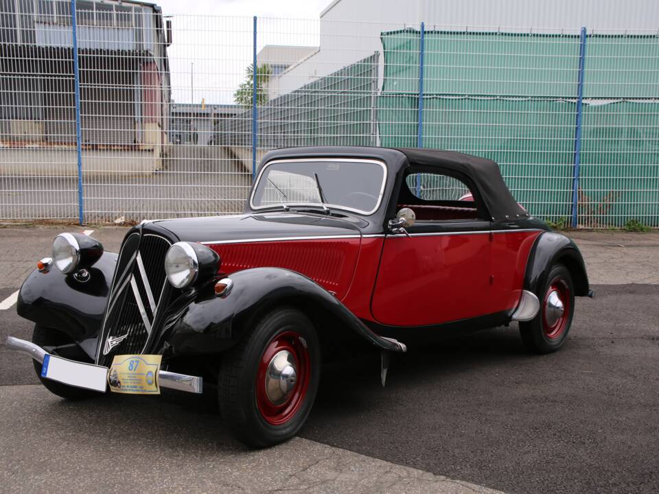 Immagine 11/45 di Citroën Traction Avant 11 BL (1952)