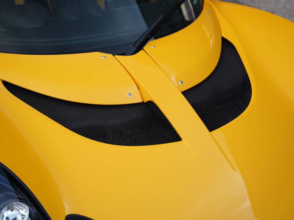 Image 37/50 of Lotus Exige S 240 (2008)