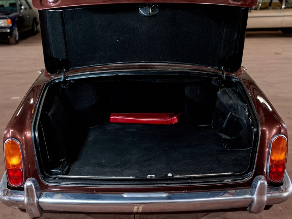 Bild 62/69 von Rolls-Royce Silver Shadow I (1971)