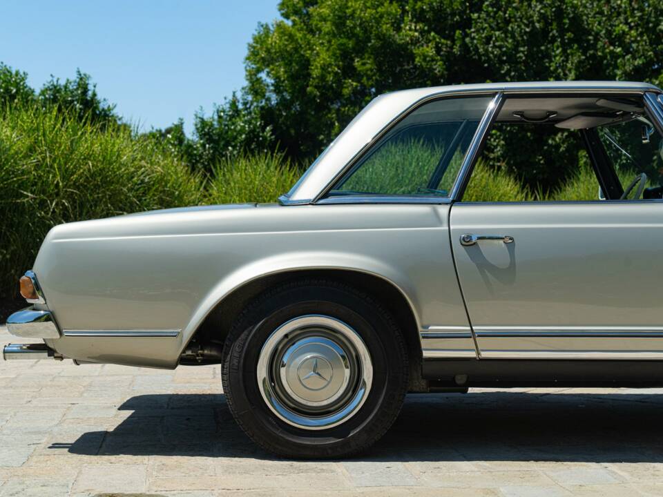 Image 39/50 de Mercedes-Benz 230 SL (1965)