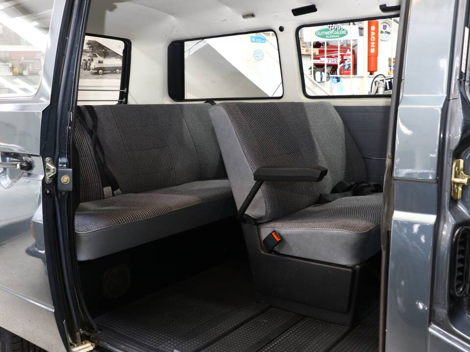 Bild 20/50 von Volkswagen T3 Caravelle GL 1.9 (1987)