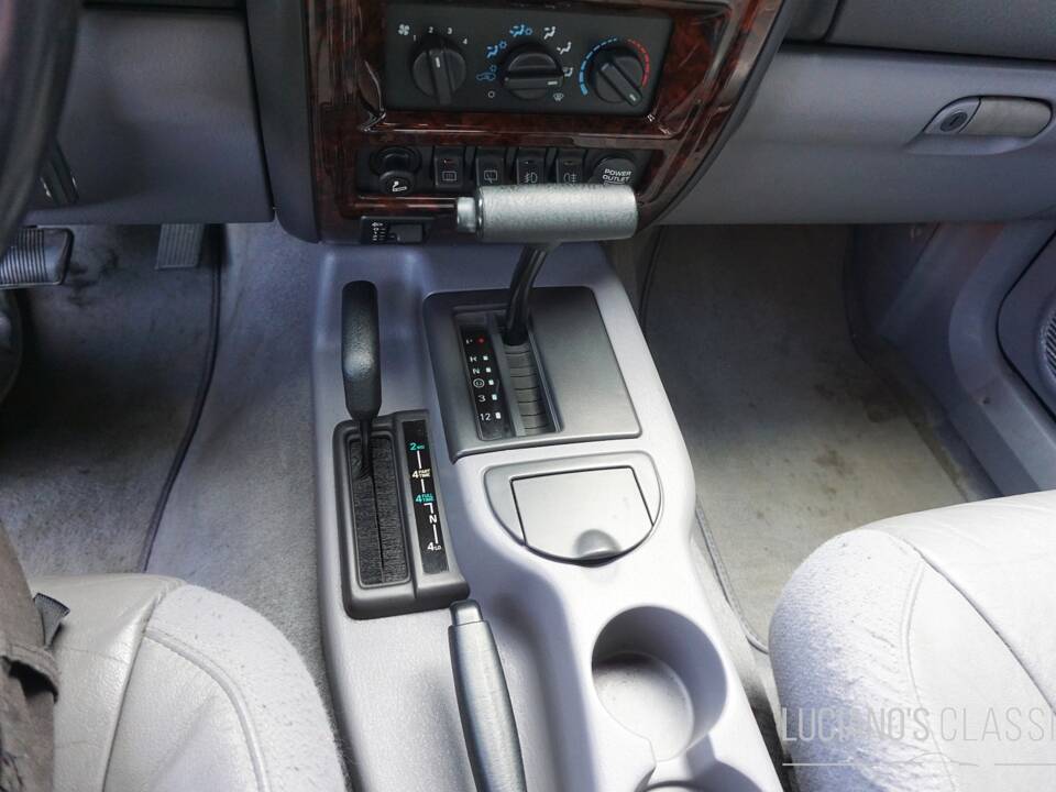 Bild 33/57 von Jeep Cherokee (1998)