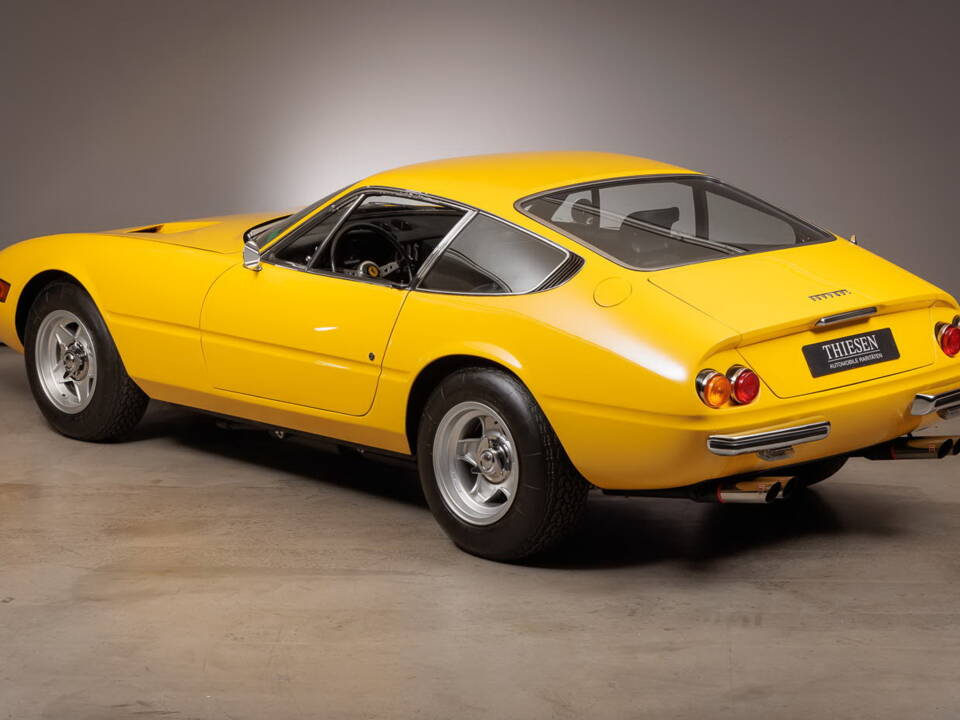 Bild 16/33 von Ferrari 365 GTB&#x2F;4 Daytona (1972)