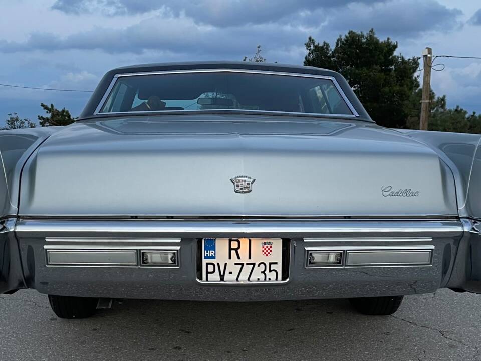 Image 8/51 de Cadillac Sedan DeVille (1970)