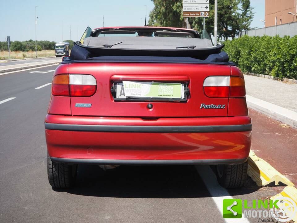 Bild 7/42 von FIAT Punto 90 ELX (1996)