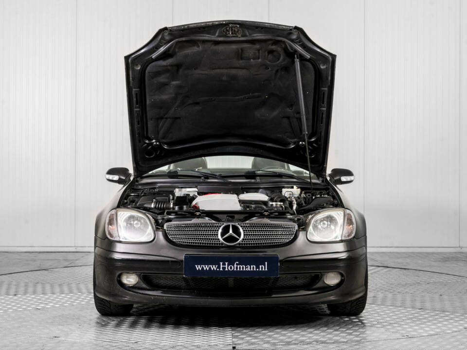 Image 41/50 of Mercedes-Benz SLK 200 Kompressor (2001)