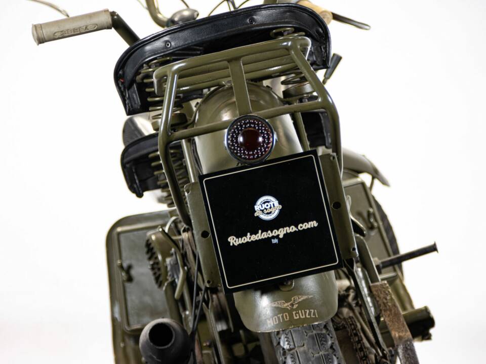 Bild 32/50 von Moto Guzzi DUMMY (1943)