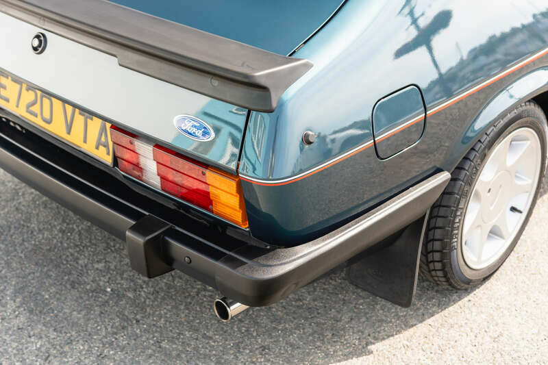 Image 20/46 de Ford Capri III 280 Brooklands (1987)