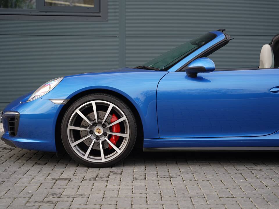 Bild 23/50 von Porsche 911 Carrera 4S (2017)