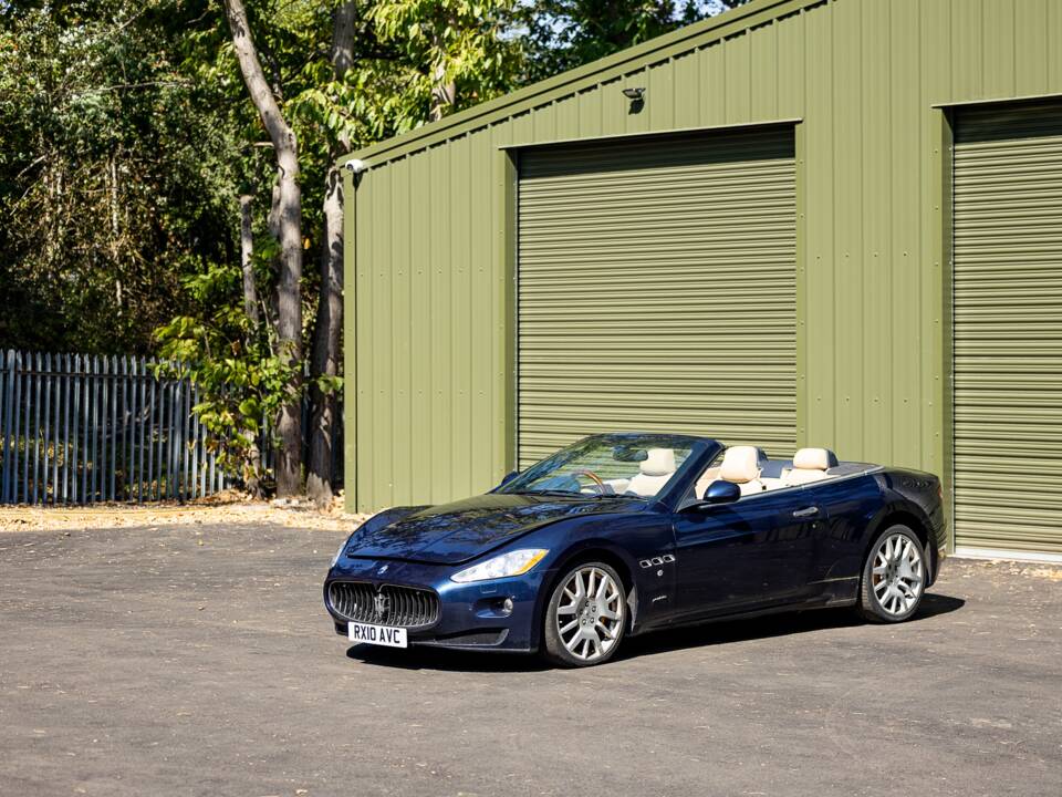 Immagine 11/36 di Maserati GranCabrio 4.7 (2010)