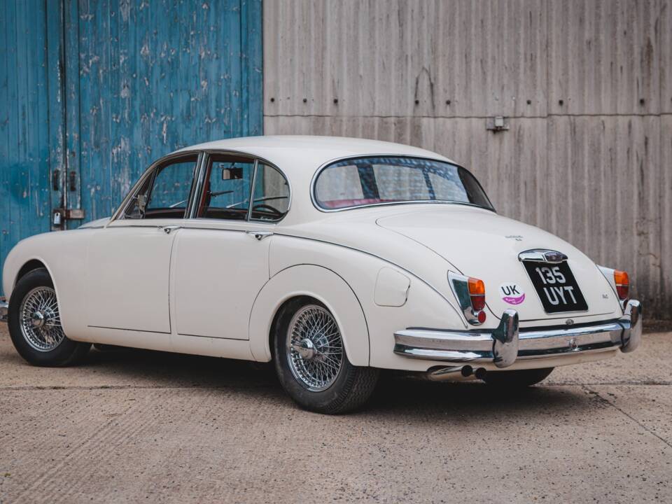 Immagine 3/50 di Jaguar Mk II 3.8 (1960)