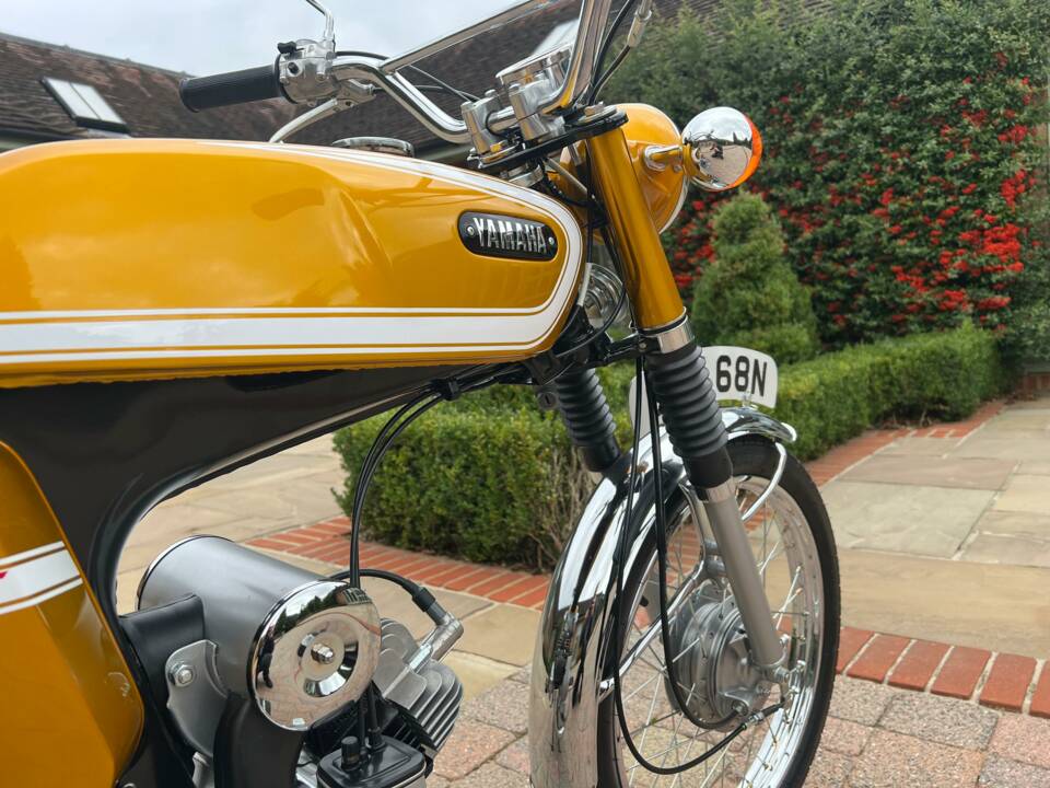 Imagen 30/38 de Yamaha DUMMY (1974)