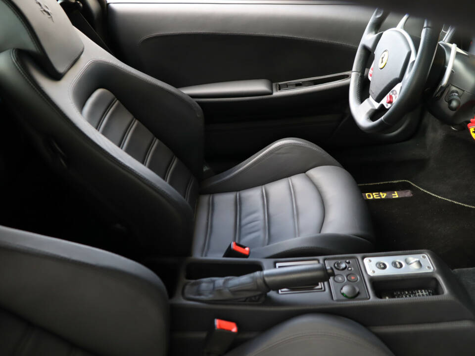 Bild 24/50 von Ferrari F 430 (2010)