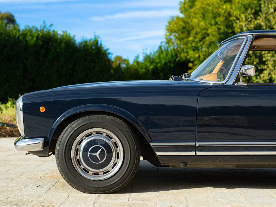 Image 18/50 de Mercedes-Benz 280 SL (1969)