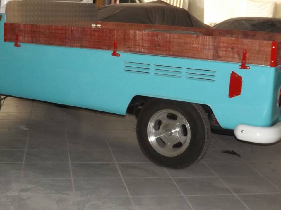 Image 32/43 of Volkswagen T2 Pickup 1.6 (1969)