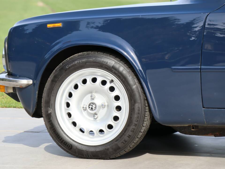 Image 20/50 of Alfa Romeo Giulia Nuova Super 1600 (1978)