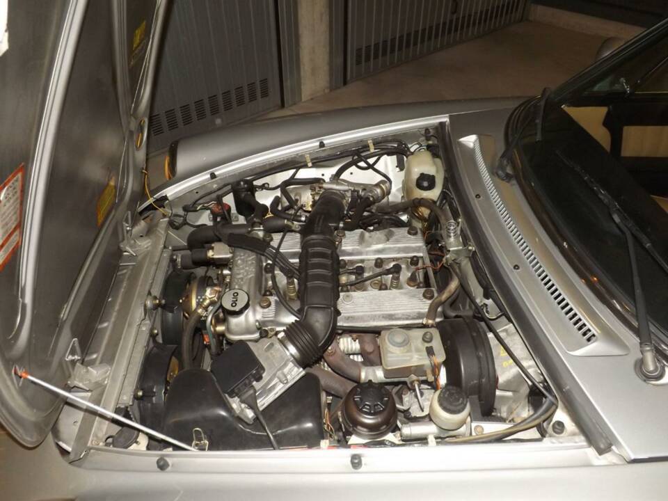 Bild 25/50 von Alfa Romeo 2.0 Spider (1992)