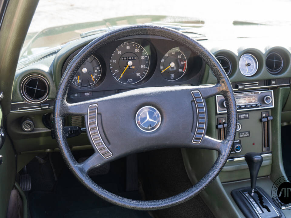 Image 17/30 of Mercedes-Benz 450 SL (1973)