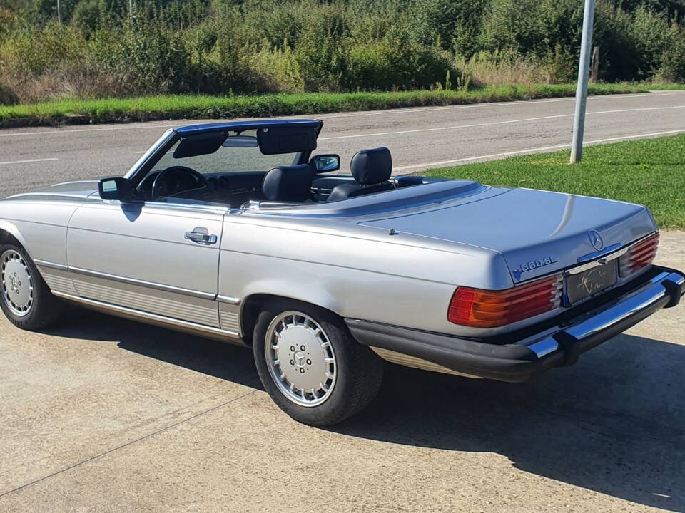 Imagen 3/34 de Mercedes-Benz 560 SL (1987)