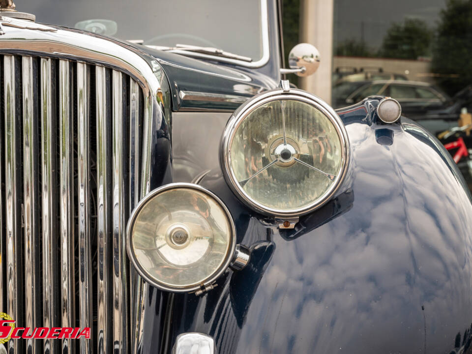 Afbeelding 11/40 van Jaguar Mk V  3.5 Litre (1951)