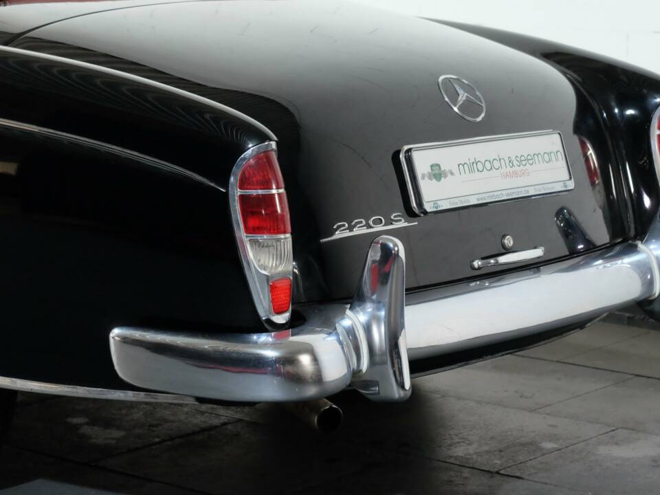 Image 22/30 of Mercedes-Benz 220 S Cabriolet (1957)