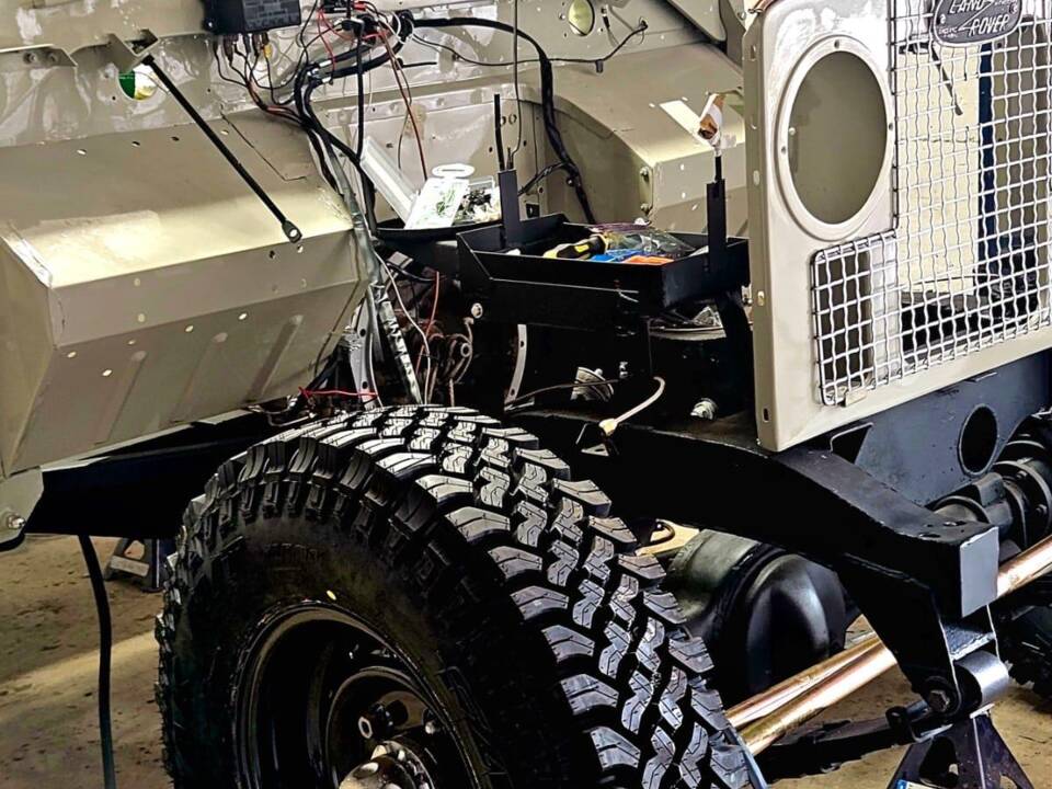 Bild 27/100 von Land Rover 88 (1968)