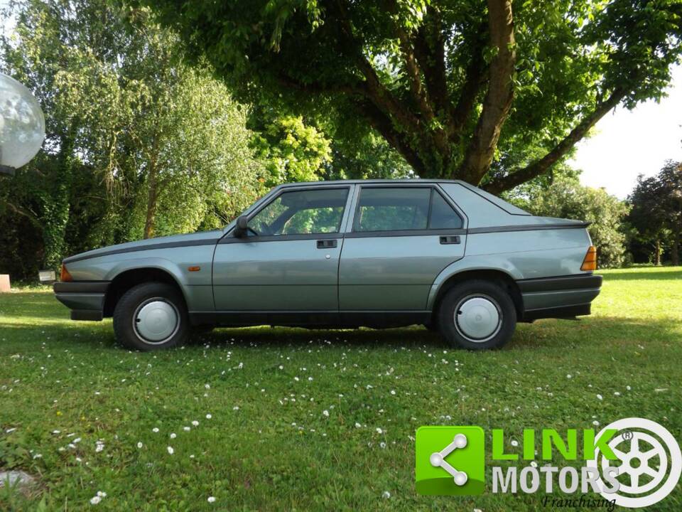 Image 3/10 of Alfa Romeo 75 1.8 Turbo (1986)