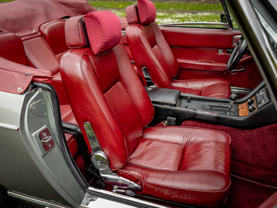 Afbeelding 18/29 van Jensen Interceptor MK III (1984)