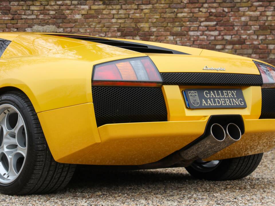 Immagine 31/50 di Lamborghini Murciélago (2002)