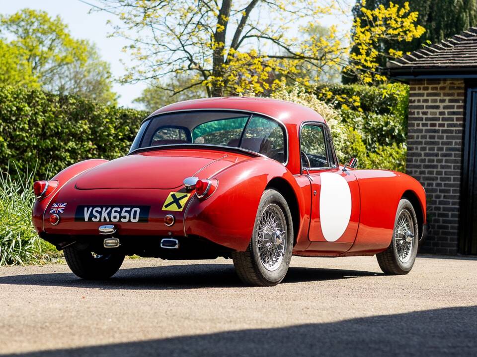 Image 3/50 de MG MGA 1500 (1957)