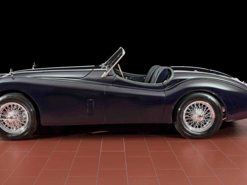 Bild 2/8 von Jaguar XK 140 OTS (1955)