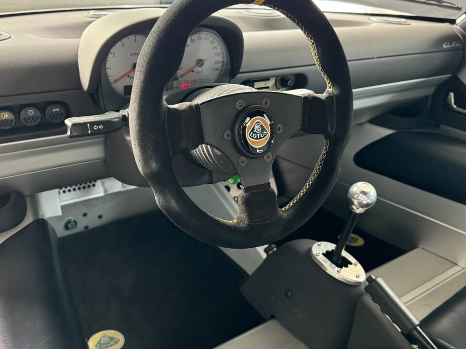 Image 16/20 of Lotus Elise 111 (1999)