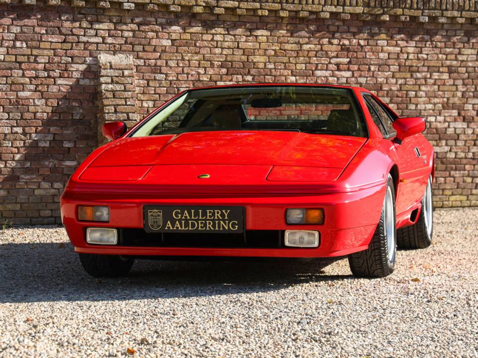 Image 11/50 of Lotus Esprit SE (1992)