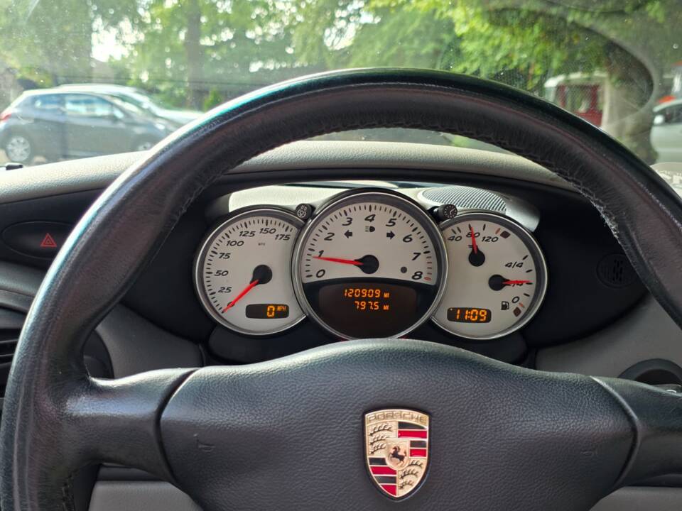 Imagen 26/28 de Porsche Boxster S (2002)