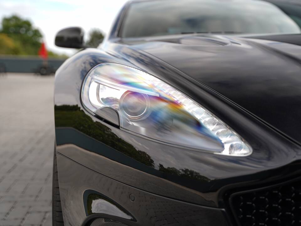Image 35/50 of Aston Martin Rapide AMR (2019)
